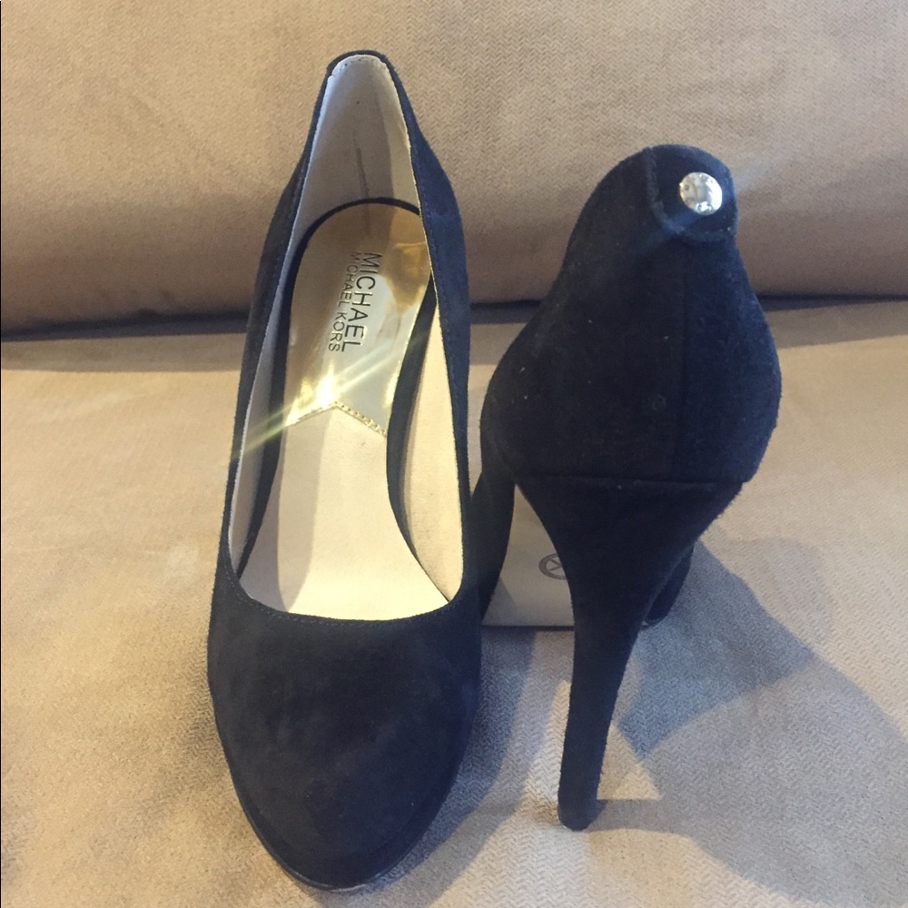Michael Kors high heel suede shoes